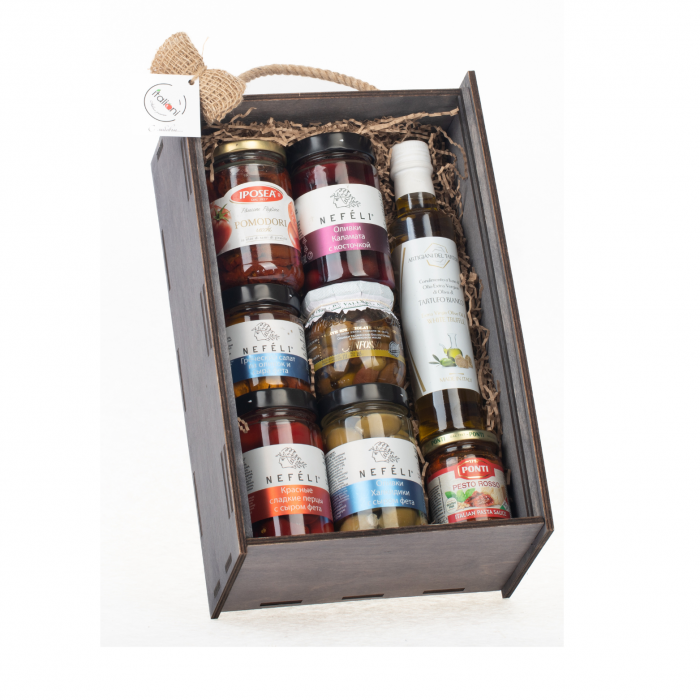 Наборы в деревянных пеналах